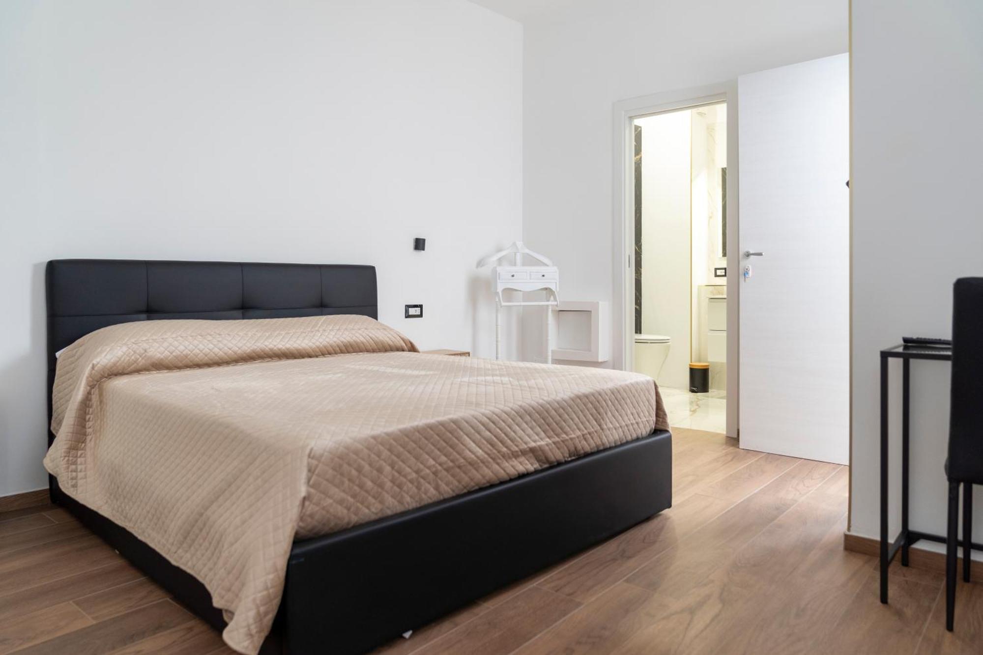 La Corte Guest House Bari Esterno foto